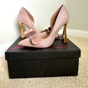 Betsey Johnson | Nobble Champagne Heels